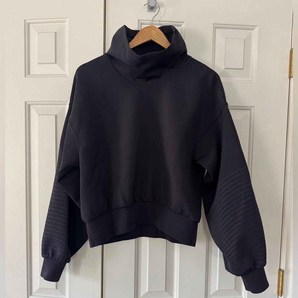 Lululemon pullover
